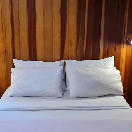 Arado 313 Suites Monte Verde  Room photo