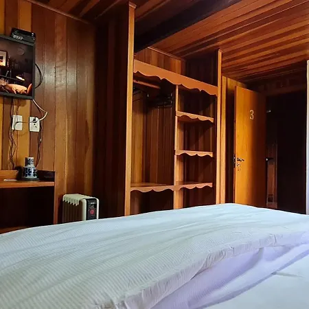 Arado 313 Suites Monte Verde  Room photo